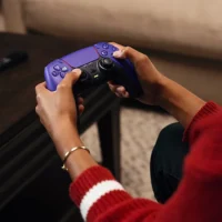 dualsense-purple-hero-6